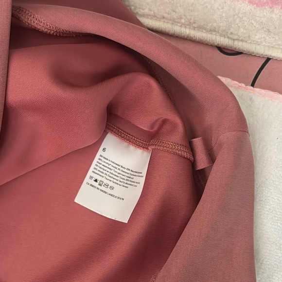 Lululemon Perfectly Oversized Cropped Crew *Softstreme 6/Spiced Chai - Picture 8 of 9